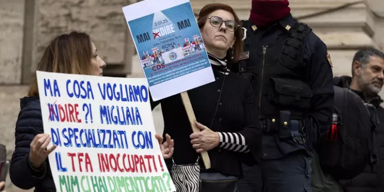 Specializzandi in piazza a Sassari per formazione e inclusione