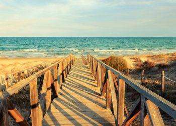 Turismo accessibile e inclusivo con l’Isola che accoglie: progetti e interventi per persone con disabilità