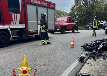 Sorgono, scontro tra auto e moto: un ferito grave