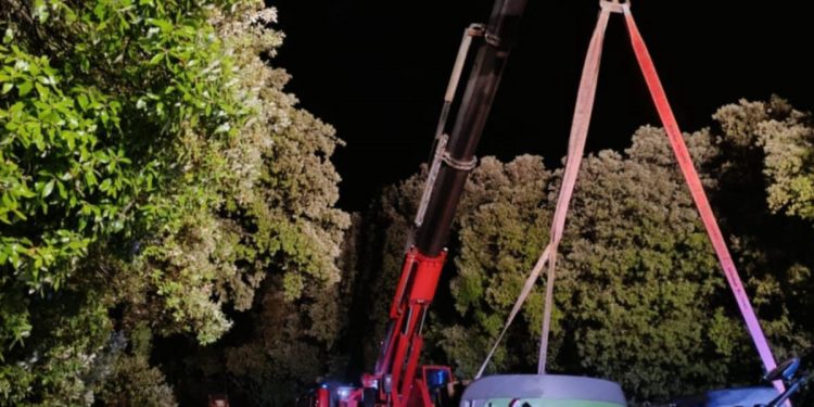 Villagrande Strisaili, trattore si ribalta e blocca il traffico per ore