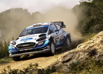 Auto: 68 equipaggi al via del Rally Italia Sardegna