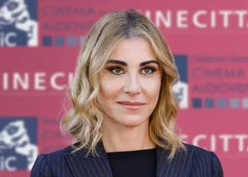 Cinecittà, nuovi teatri di posa e gestione più efficiente