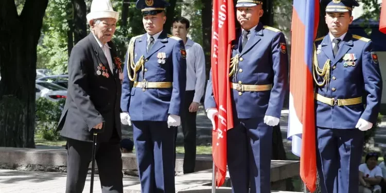 Mosca, truppe 13 Paesi in Piazza Rossa il 9/5, anche Cina
