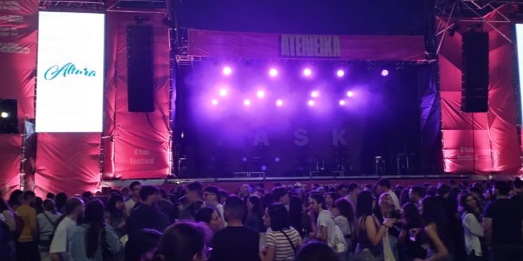 I Fast Animals and Slow Kids infiammano la prima serata di Ateneika