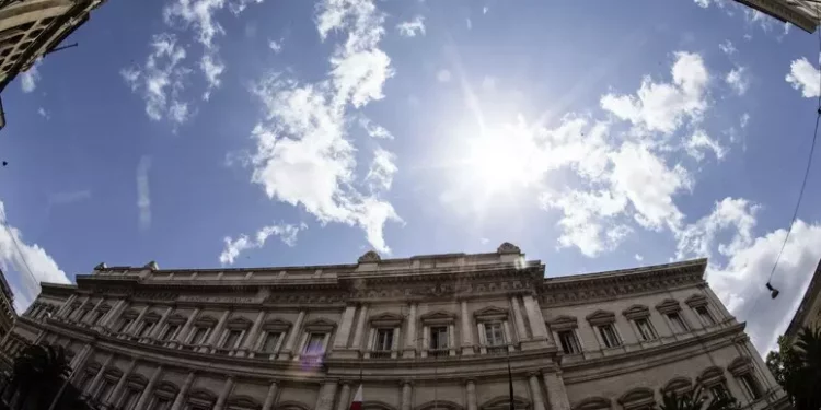 Bankitalia, debito pubblico sale a marzo a 3.034 miliardi