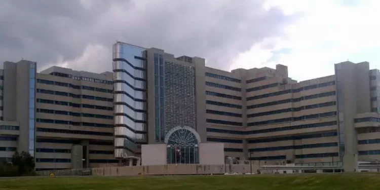 L’oncologo Tuveri torna alla guida della struttura del Brotzu