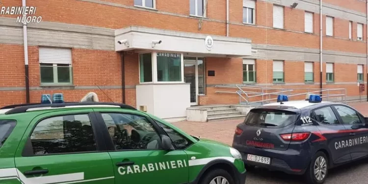 Conto bloccato alle Poste, punta scacciacani per avere il denaro