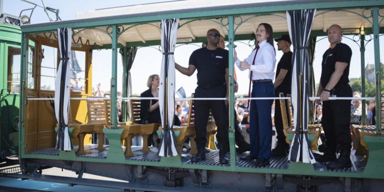 Eurovision al via a Basilea, tra parata e proteste anti-Israele