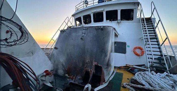 Razzi sulla nave della Freedom Flotilla che portava aiuti umanitari a Gaza