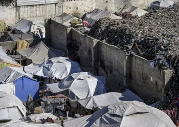 5 morti in raid israeliano su tenda a Gaza