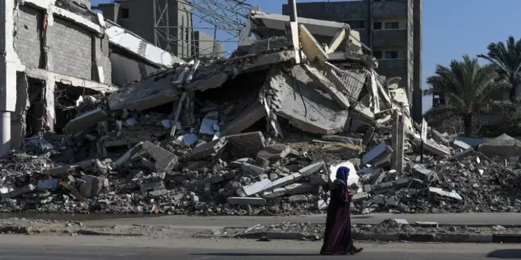 19 morti in un raid israeliano su campo profughi a Gaza