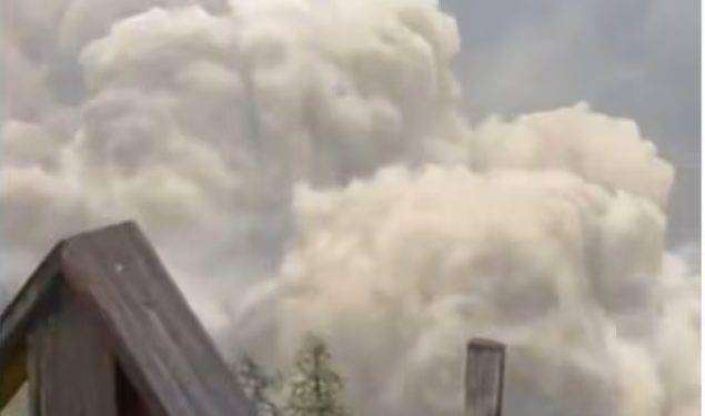 Tragedia sfiorata in Svizzera, maxi-frana del ghiacciaio Birch