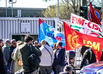 Metalmeccanici, 8 ore di sciopero per rinnovo contratto