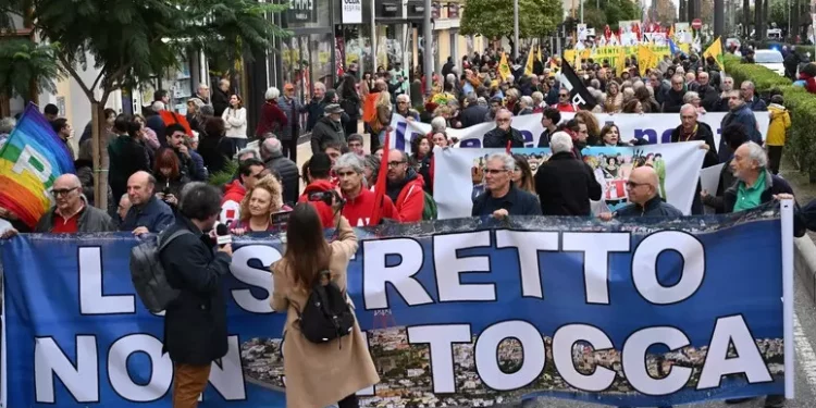 Cgil scrive a Ue, non autorizzare il Ponte sullo Stretto