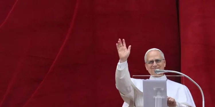 Il Papa ai giornalisti, siate operatori di pace