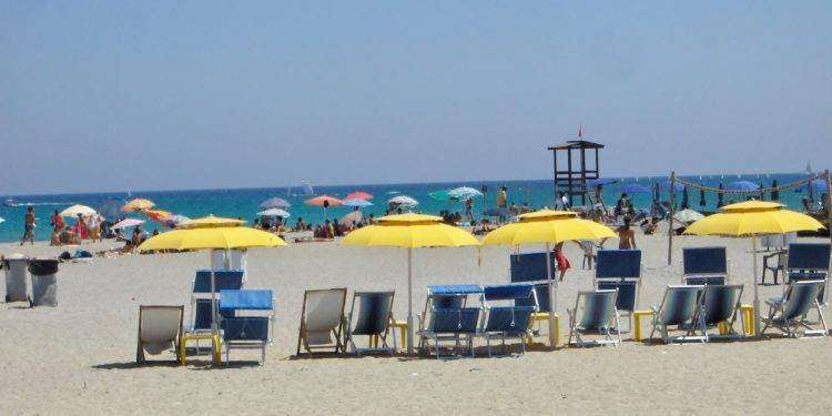 Vandalizzato il servizio igienico numero 2 alla quarta fermata del Poetto