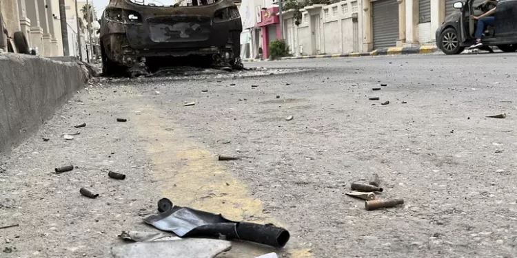 Libia, scontri davanti alla sede del governo a Tripoli