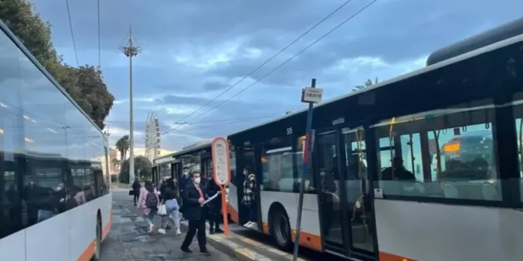 Oltre un milioni di sardi si sposta ogni giorno con i mezzi