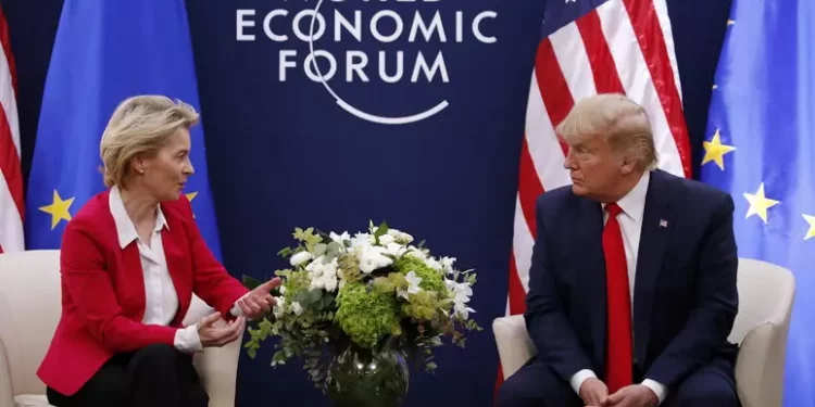 Trump minaccia dazi al 50% dal primo giugno all’Ue