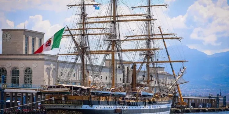 Nave Amerigo Vespucci a Cagliari dal 19 al 22 maggio