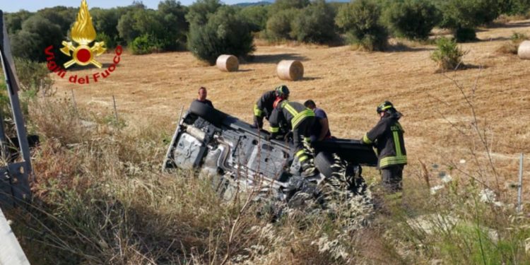 Tragedia nelle strade sarde, frontale tra Iloghe e Dorgali: un morto e tre feriti