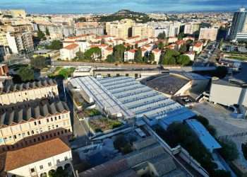 Cagliari, completato l’intervento di schermatura solare al Mercato Civico provvisorio di piazza Nazzari