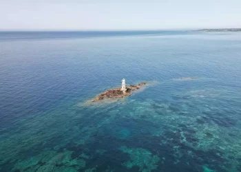 Faro di Mangiabarche primo tra i Luoghi del cuore del Fai
