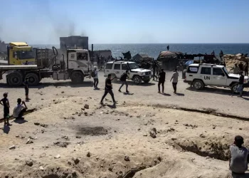 Fonti mediche, attacchi Israele a Gaza, oggi 15 morti