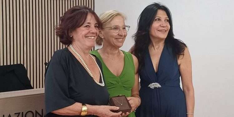 Il premio Luce Donna 2025 a Manuela Astrologo