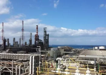 Sciopero metalmeccanici, presidio davanti alla Saras