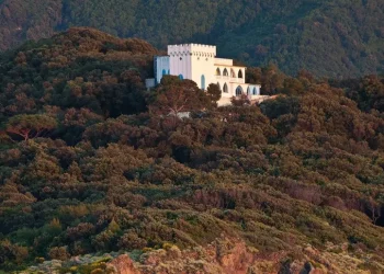 Teatro, cinema e letteratura nella villa di Visconti a Ischia