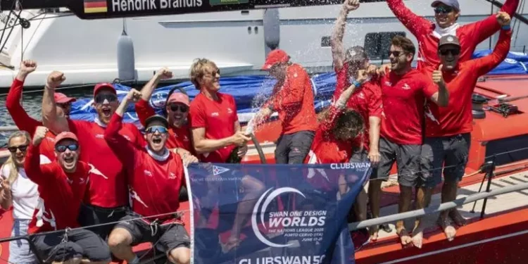 Vela: a Earlybird il titolo di campione mondiale dei ClubSwan 50
