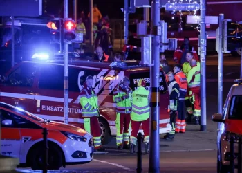 Scoppia un incendio in un ospedale di Amburgo, tre morti