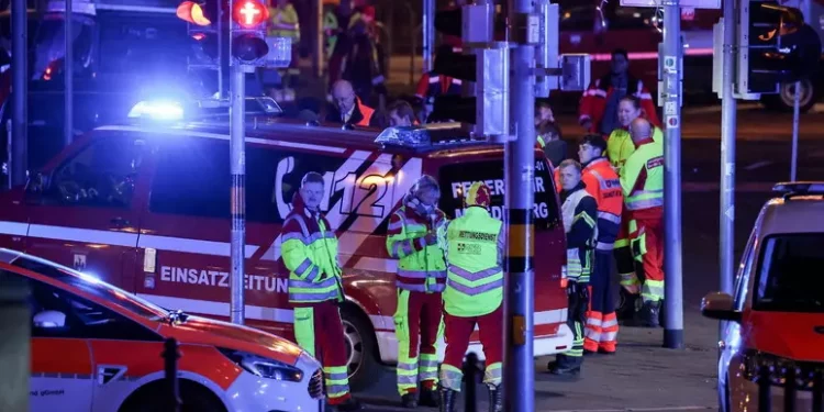Scoppia un incendio in un ospedale di Amburgo, tre morti