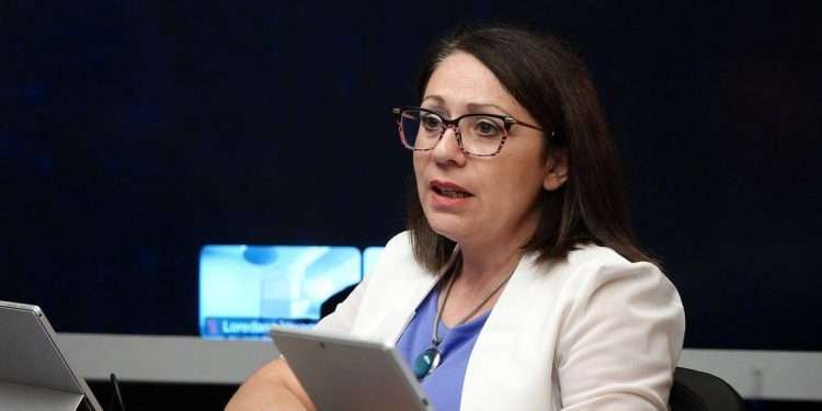 Celebrazioni per Lussu, Satta, Rudas, Atzeni, Bernardini: assessora Portas: “Incrementiamo finanziamenti ai comuni da 50 a 100mila euro”