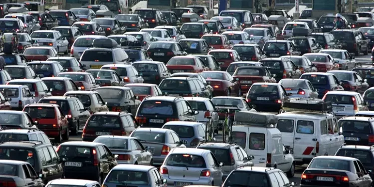 Scende numero delle auto nell’Ue