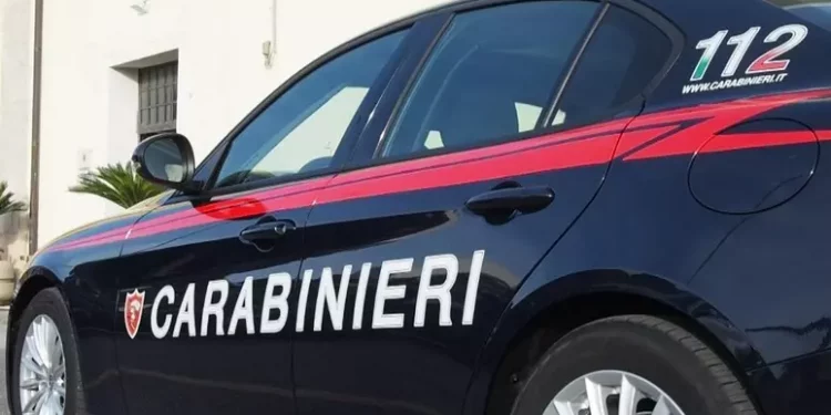 Bloccato in auto da due trattori, ‘volevano uccidermi’