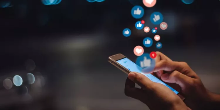 L’Australia proibisce l’utilizzo dei social media sotto i 16 anni