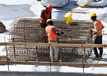 Sindacati edili chiedono lo stop del lavoro nelle ore più calde