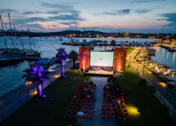 Oltre 30 corti al Figari Fest, proiezioni in spiaggia a Golfo Aranci