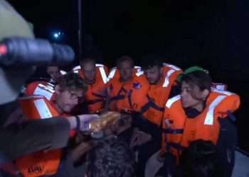 Israele assalta la barca di Freedom Flotilla, arrembaggio in mare