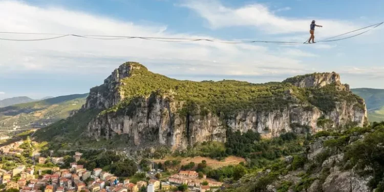 Artisti da tutto il mondo a Ulassai nel segno di Maria Lai