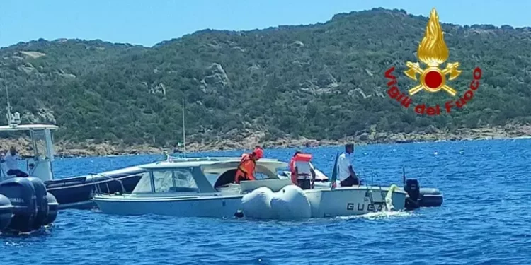 Barca in secca in Costa Smeralda, in salvo quattro diportisti