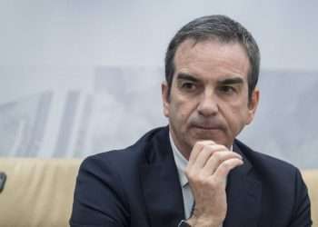 Calabria, Occhiuto si dimette e poi si ricandida