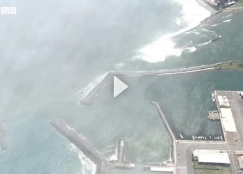 Le onde dello tsunami hanno raggiunto le Hawaii