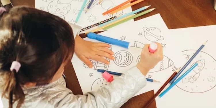 Carbonia, Asilo nido comunale “I colori dell’arcobaleno”: iscrizioni entro il 13 luglio 2025