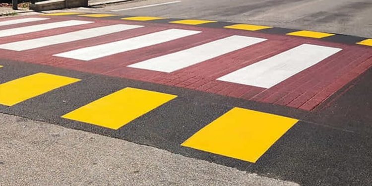 Cagliari, realizzazione di un attraversamento pedonale rialzato in viale Ciusa