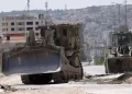 Nella Cisgiordania occupata bulldozer Israele spianano campi profughi