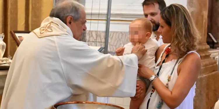 Coppia catalana battezza il figlio col nome Alguer