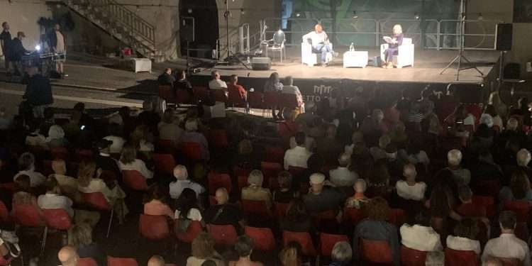Si e’ conclusa la 5a edizione Festival Letterario Neanche Gli Dei: grande successo con centinaia di presenze